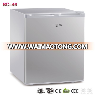 BD -32 Lock and Kay Mini Refrigerator